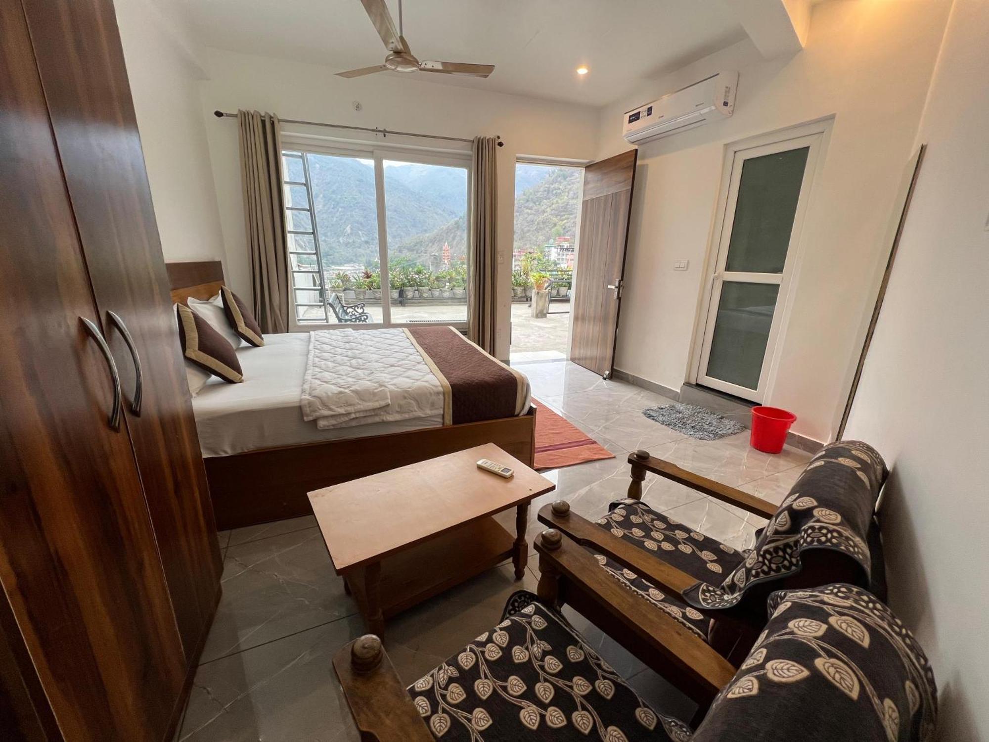 Hotel Manikut Rishīkesh 外观 照片